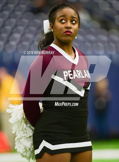 Thumbnail 2 in Atascocita vs Pearland (UIL 6A Reion III Bi-District) photogallery.