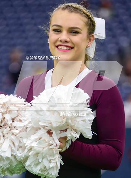 Thumbnail 1 in Atascocita vs Pearland (UIL 6A Reion III Bi-District) photogallery.