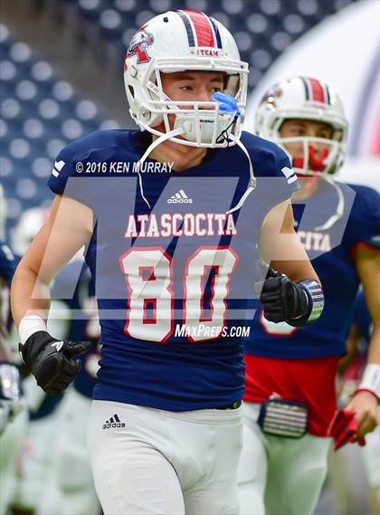 Thumbnail 2 in Atascocita vs Pearland (UIL 6A Reion III Bi-District) photogallery.
