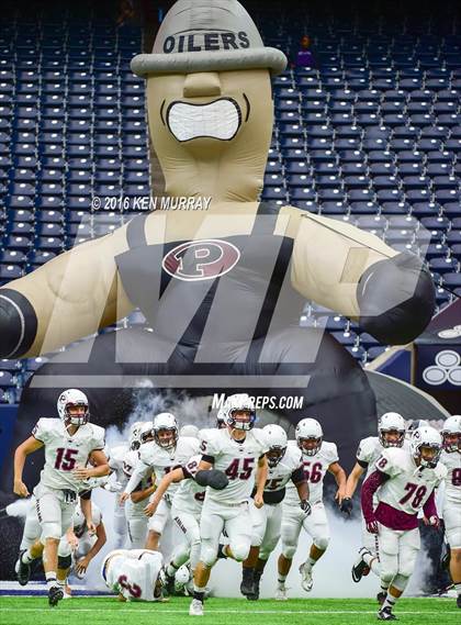 Thumbnail 1 in Atascocita vs Pearland (UIL 6A Reion III Bi-District) photogallery.