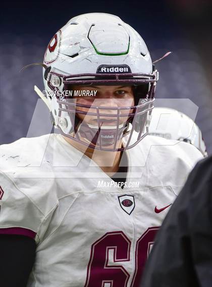 Thumbnail 3 in Atascocita vs Pearland (UIL 6A Reion III Bi-District) photogallery.
