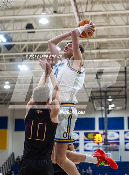 Thumbnail 3 in Maple Mountain @ Orem (UHSAA 5A 2nd Round) photogallery.
