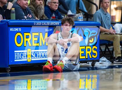 Thumbnail 3 in Maple Mountain @ Orem (UHSAA 5A 2nd Round) photogallery.