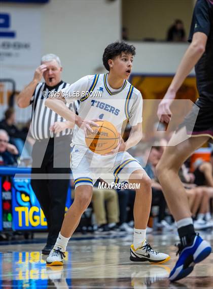 Thumbnail 2 in Maple Mountain @ Orem (UHSAA 5A 2nd Round) photogallery.