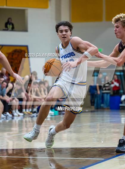 Thumbnail 2 in Maple Mountain @ Orem (UHSAA 5A 2nd Round) photogallery.