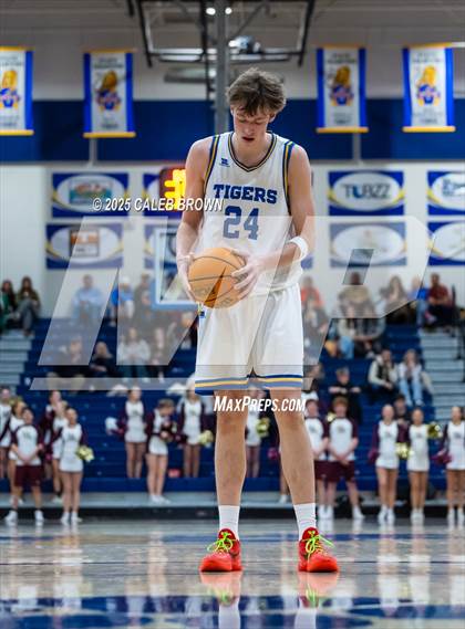 Thumbnail 2 in Maple Mountain @ Orem (UHSAA 5A 2nd Round) photogallery.