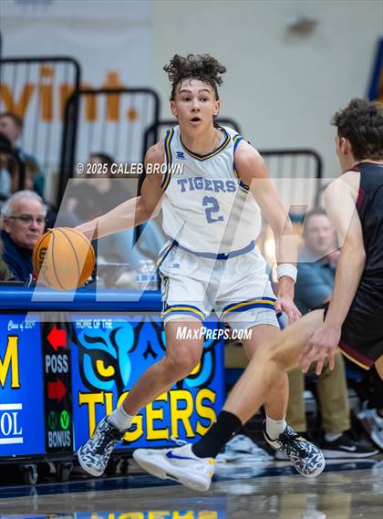 Thumbnail 3 in Maple Mountain @ Orem (UHSAA 5A 2nd Round) photogallery.