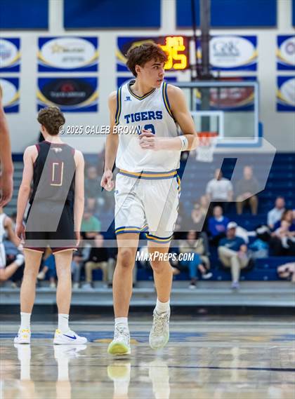 Thumbnail 2 in Maple Mountain @ Orem (UHSAA 5A 2nd Round) photogallery.