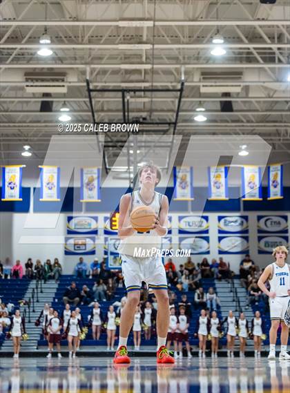 Thumbnail 2 in Maple Mountain @ Orem (UHSAA 5A 2nd Round) photogallery.
