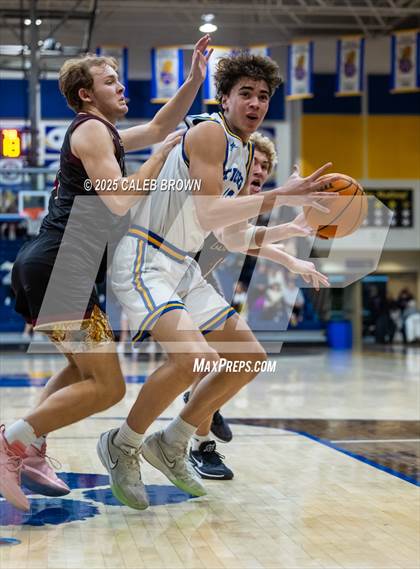 Thumbnail 2 in Maple Mountain @ Orem (UHSAA 5A 2nd Round) photogallery.