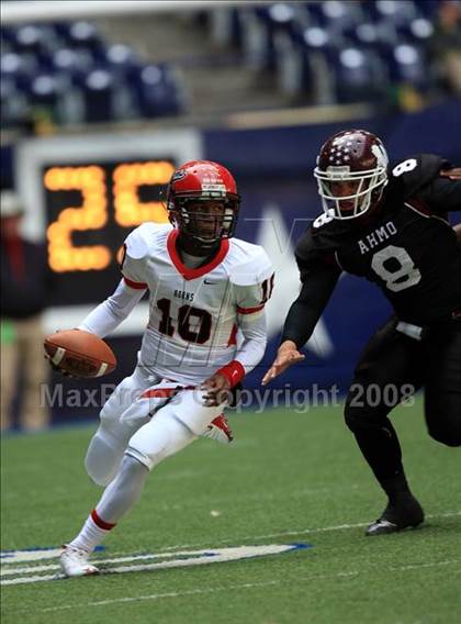 Thumbnail 1 in Cedar Hill vs. Wylie (Texas 5A D2 Quarterfinal) photogallery.