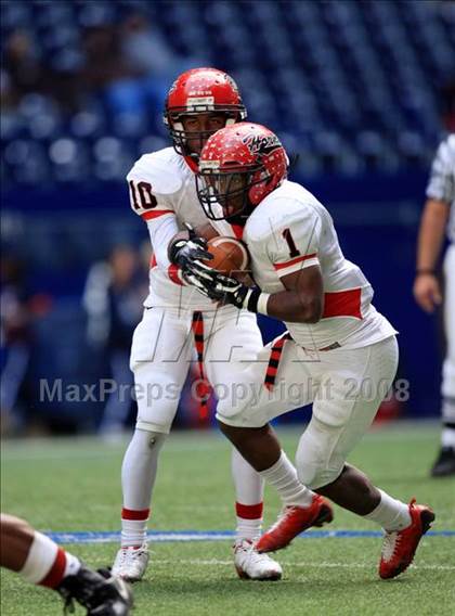 Thumbnail 1 in Cedar Hill vs. Wylie (Texas 5A D2 Quarterfinal) photogallery.