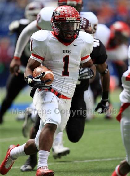 Thumbnail 1 in Cedar Hill vs. Wylie (Texas 5A D2 Quarterfinal) photogallery.