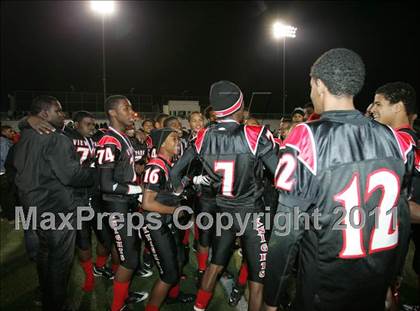 Thumbnail 2 in View Park vs. Animo South Los Angeles (CIF LA City Section D3 Final) photogallery.