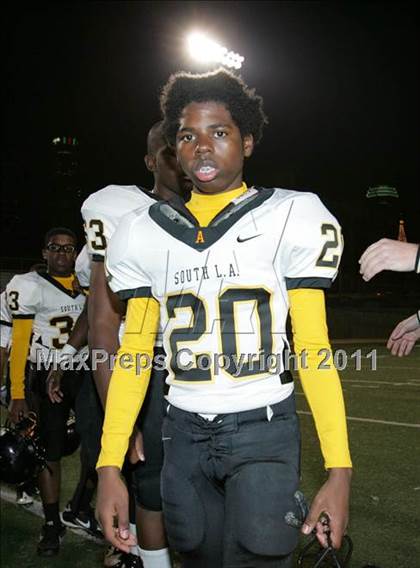 Thumbnail 2 in View Park vs. Animo South Los Angeles (CIF LA City Section D3 Final) photogallery.
