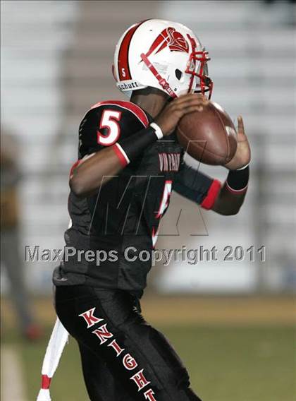 Thumbnail 1 in View Park vs. Animo South Los Angeles (CIF LA City Section D3 Final) photogallery.