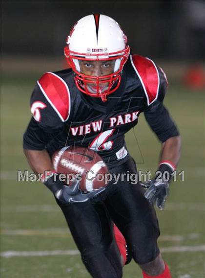 Thumbnail 3 in View Park vs. Animo South Los Angeles (CIF LA City Section D3 Final) photogallery.