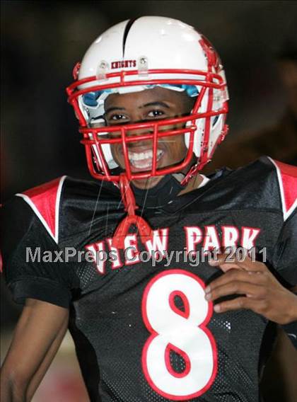 Thumbnail 1 in View Park vs. Animo South Los Angeles (CIF LA City Section D3 Final) photogallery.