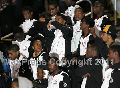 Thumbnail 2 in View Park vs. Animo South Los Angeles (CIF LA City Section D3 Final) photogallery.