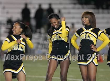 Thumbnail 1 in View Park vs. Animo South Los Angeles (CIF LA City Section D3 Final) photogallery.