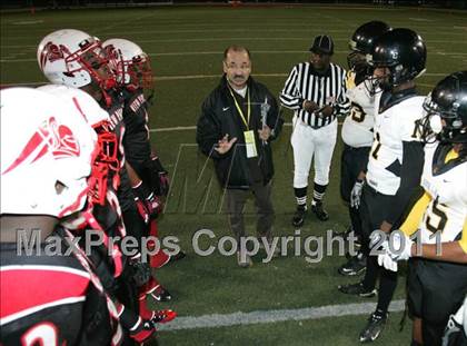 Thumbnail 3 in View Park vs. Animo South Los Angeles (CIF LA City Section D3 Final) photogallery.