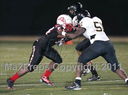 Thumbnail 2 in View Park vs. Animo South Los Angeles (CIF LA City Section D3 Final) photogallery.