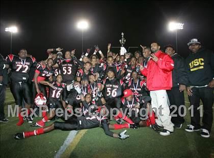 Thumbnail 1 in View Park vs. Animo South Los Angeles (CIF LA City Section D3 Final) photogallery.