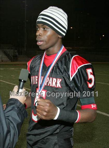 Thumbnail 1 in View Park vs. Animo South Los Angeles (CIF LA City Section D3 Final) photogallery.