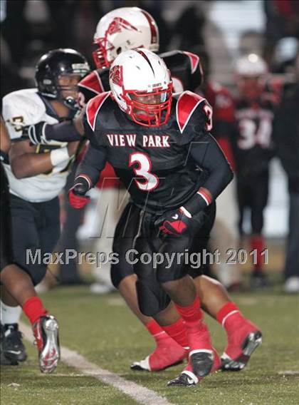 Thumbnail 3 in View Park vs. Animo South Los Angeles (CIF LA City Section D3 Final) photogallery.