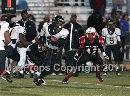 Thumbnail 2 in View Park vs. Animo South Los Angeles (CIF LA City Section D3 Final) photogallery.