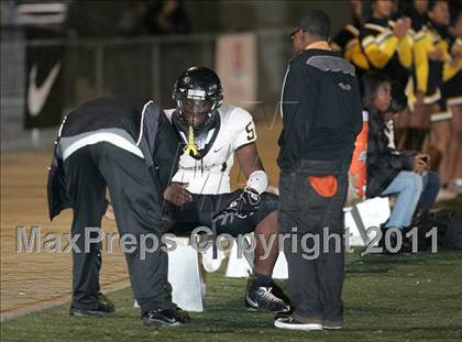 Thumbnail 1 in View Park vs. Animo South Los Angeles (CIF LA City Section D3 Final) photogallery.
