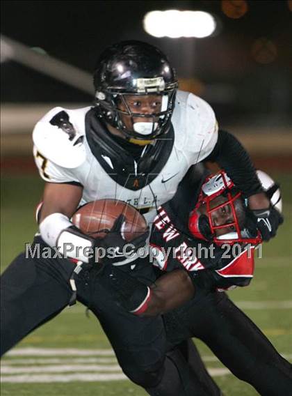 Thumbnail 2 in View Park vs. Animo South Los Angeles (CIF LA City Section D3 Final) photogallery.