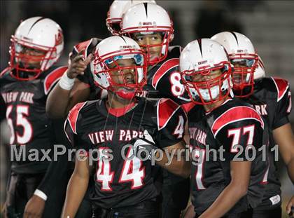 Thumbnail 3 in View Park vs. Animo South Los Angeles (CIF LA City Section D3 Final) photogallery.