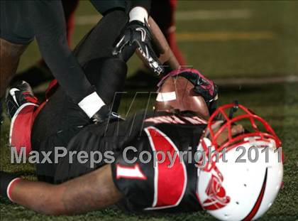 Thumbnail 2 in View Park vs. Animo South Los Angeles (CIF LA City Section D3 Final) photogallery.