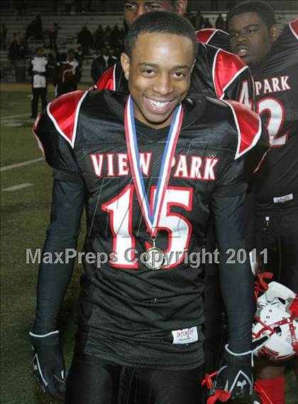 Thumbnail 2 in View Park vs. Animo South Los Angeles (CIF LA City Section D3 Final) photogallery.