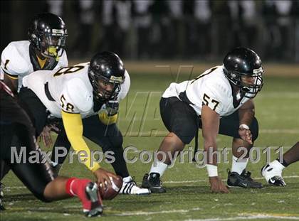 Thumbnail 3 in View Park vs. Animo South Los Angeles (CIF LA City Section D3 Final) photogallery.