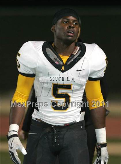 Thumbnail 1 in View Park vs. Animo South Los Angeles (CIF LA City Section D3 Final) photogallery.