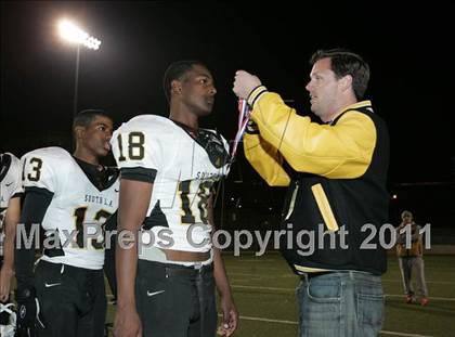 Thumbnail 2 in View Park vs. Animo South Los Angeles (CIF LA City Section D3 Final) photogallery.