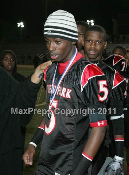 Thumbnail 1 in View Park vs. Animo South Los Angeles (CIF LA City Section D3 Final) photogallery.