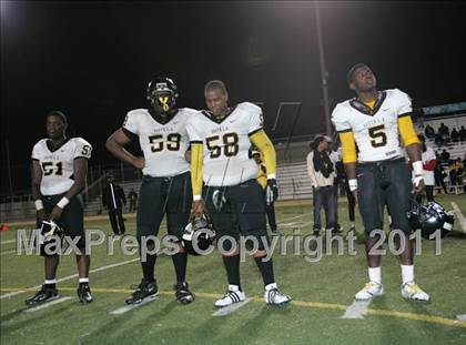 Thumbnail 2 in View Park vs. Animo South Los Angeles (CIF LA City Section D3 Final) photogallery.