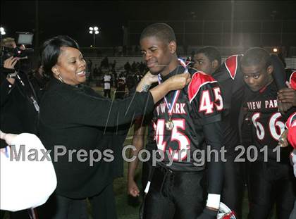 Thumbnail 3 in View Park vs. Animo South Los Angeles (CIF LA City Section D3 Final) photogallery.