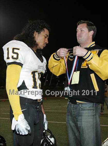 Thumbnail 2 in View Park vs. Animo South Los Angeles (CIF LA City Section D3 Final) photogallery.