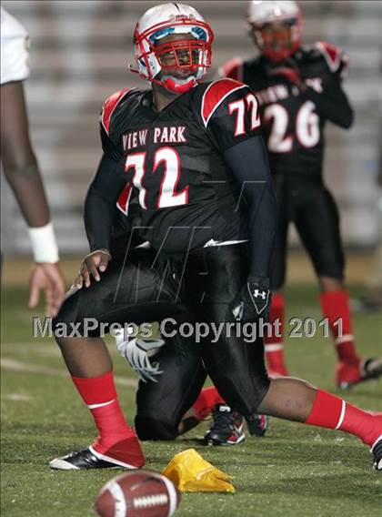 Thumbnail 2 in View Park vs. Animo South Los Angeles (CIF LA City Section D3 Final) photogallery.