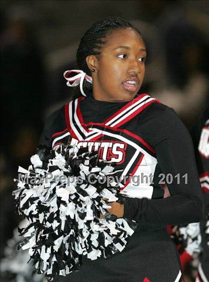 Thumbnail 3 in View Park vs. Animo South Los Angeles (CIF LA City Section D3 Final) photogallery.
