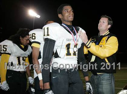 Thumbnail 2 in View Park vs. Animo South Los Angeles (CIF LA City Section D3 Final) photogallery.