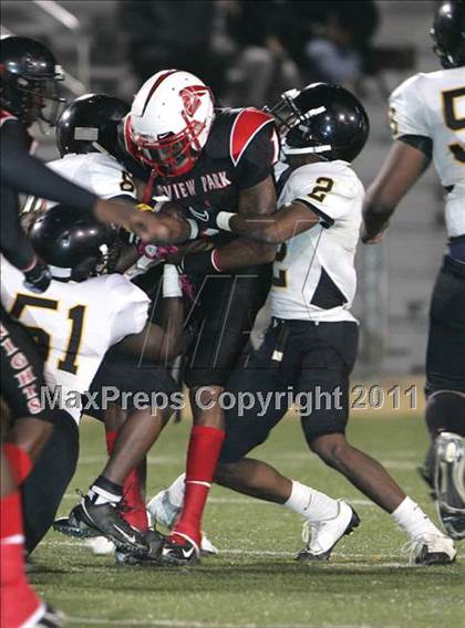Thumbnail 1 in View Park vs. Animo South Los Angeles (CIF LA City Section D3 Final) photogallery.