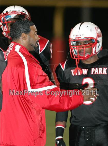 Thumbnail 3 in View Park vs. Animo South Los Angeles (CIF LA City Section D3 Final) photogallery.