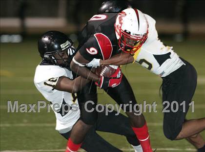 Thumbnail 1 in View Park vs. Animo South Los Angeles (CIF LA City Section D3 Final) photogallery.