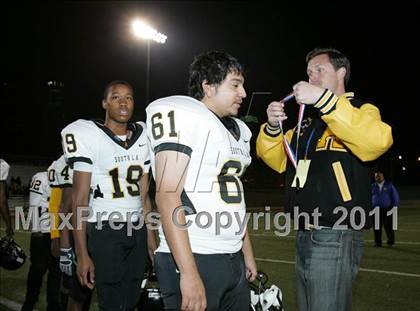 Thumbnail 2 in View Park vs. Animo South Los Angeles (CIF LA City Section D3 Final) photogallery.