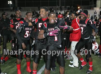 Thumbnail 1 in View Park vs. Animo South Los Angeles (CIF LA City Section D3 Final) photogallery.